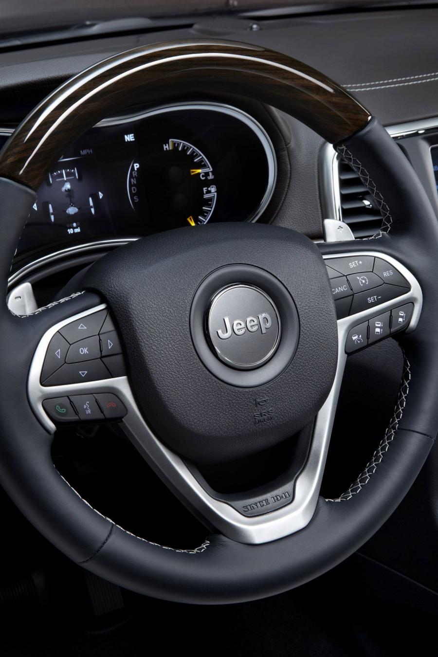  Jeep Grand Cherokee Limited 2014 года  (фото 14 из 44)